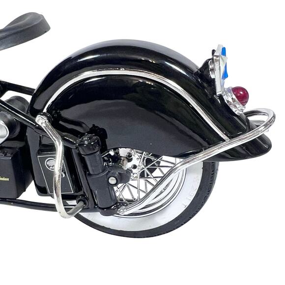 Guiloy 1948 Indian Chief Motorcycle 1/10 Scale Diecast Model Bike Black Chrome - Picture 9 of 16